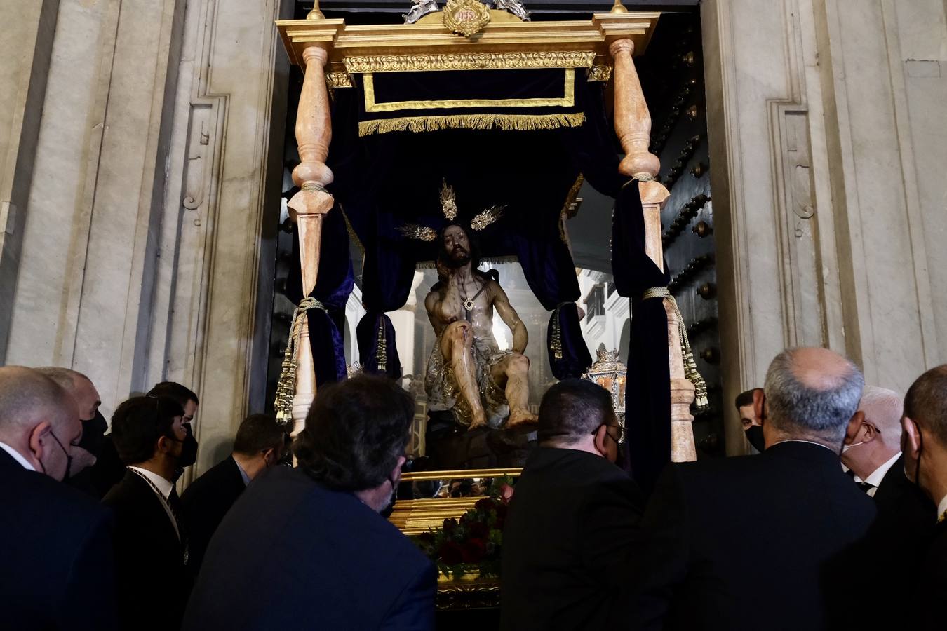 FOTOS: Vía Crucis Extraordinario de Humildad y Paciencia por las calles de Cádiz