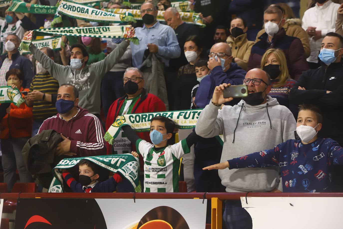 La victoria del Córdoba Patrimonio ante el Burela, en imágenes