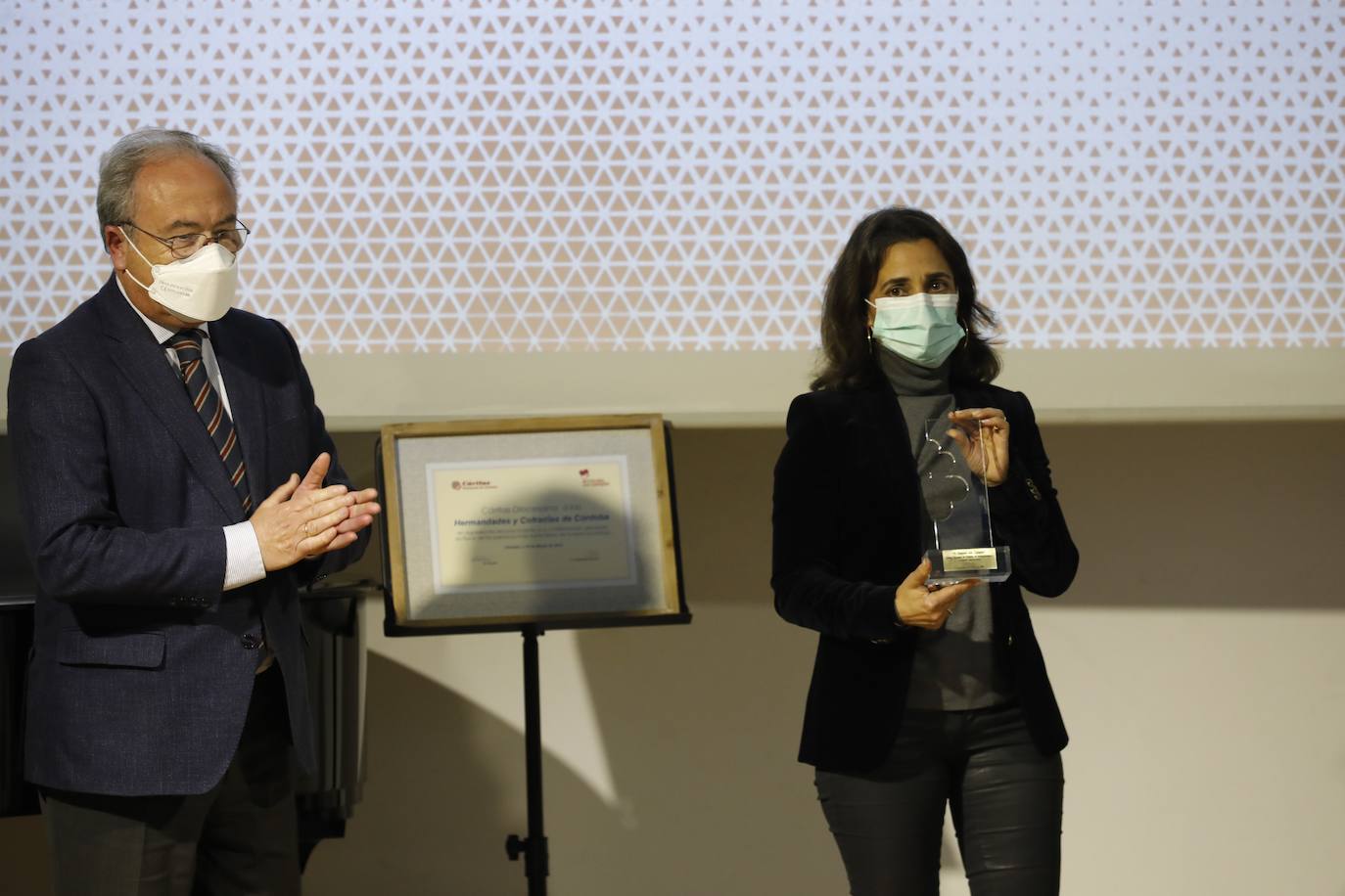 La entrega de los premios Entidades con Corazón de Cáritas Córdoba, en imágenes