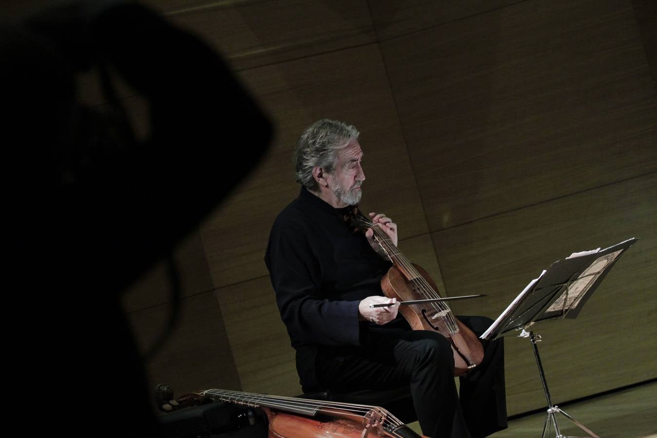 Jordi Savall en el concierto inaugural del Festival de Música Antigua de Sevilla. JUAN FLORES