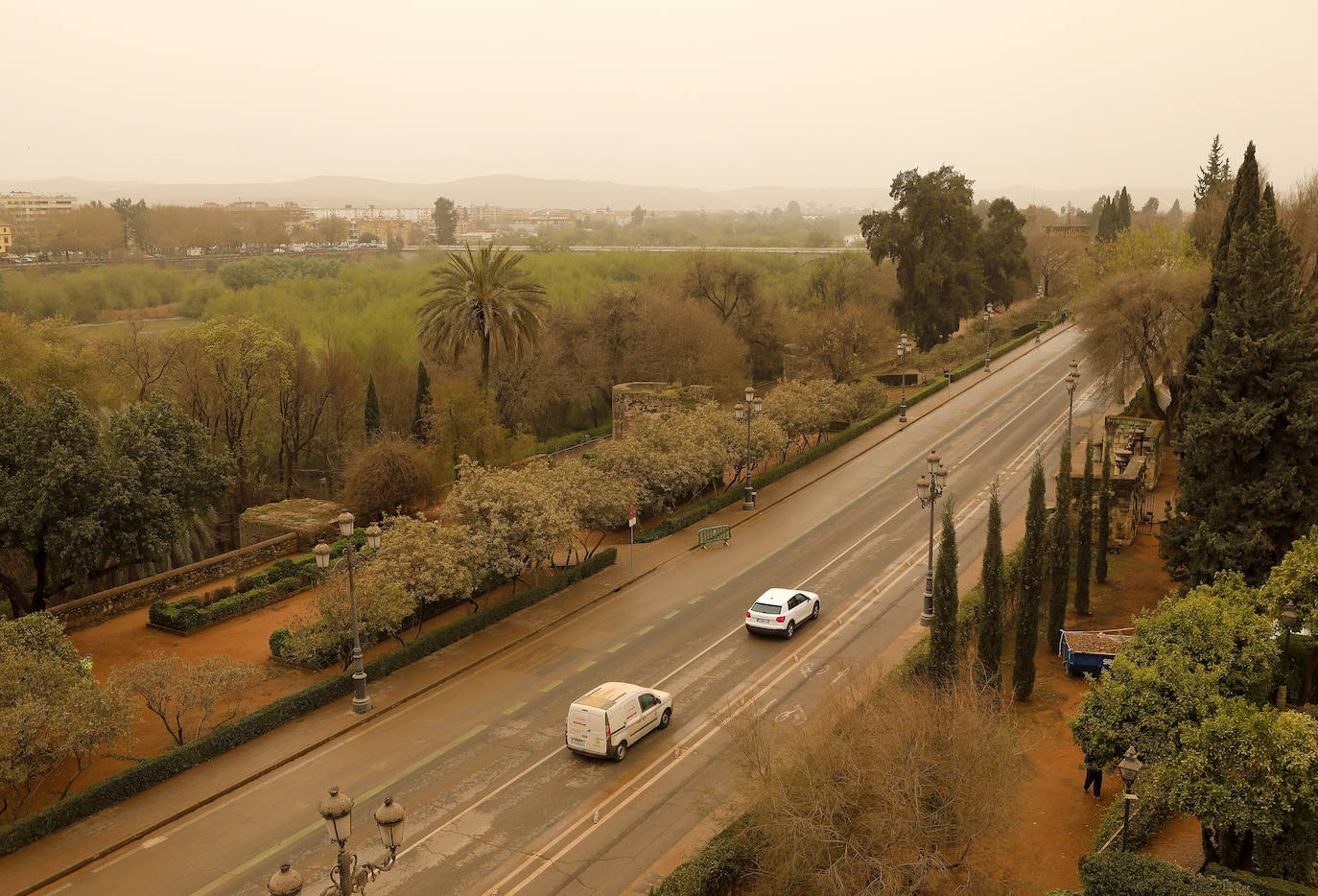 La avenida del Alcázar de Córdoba, en imágenes