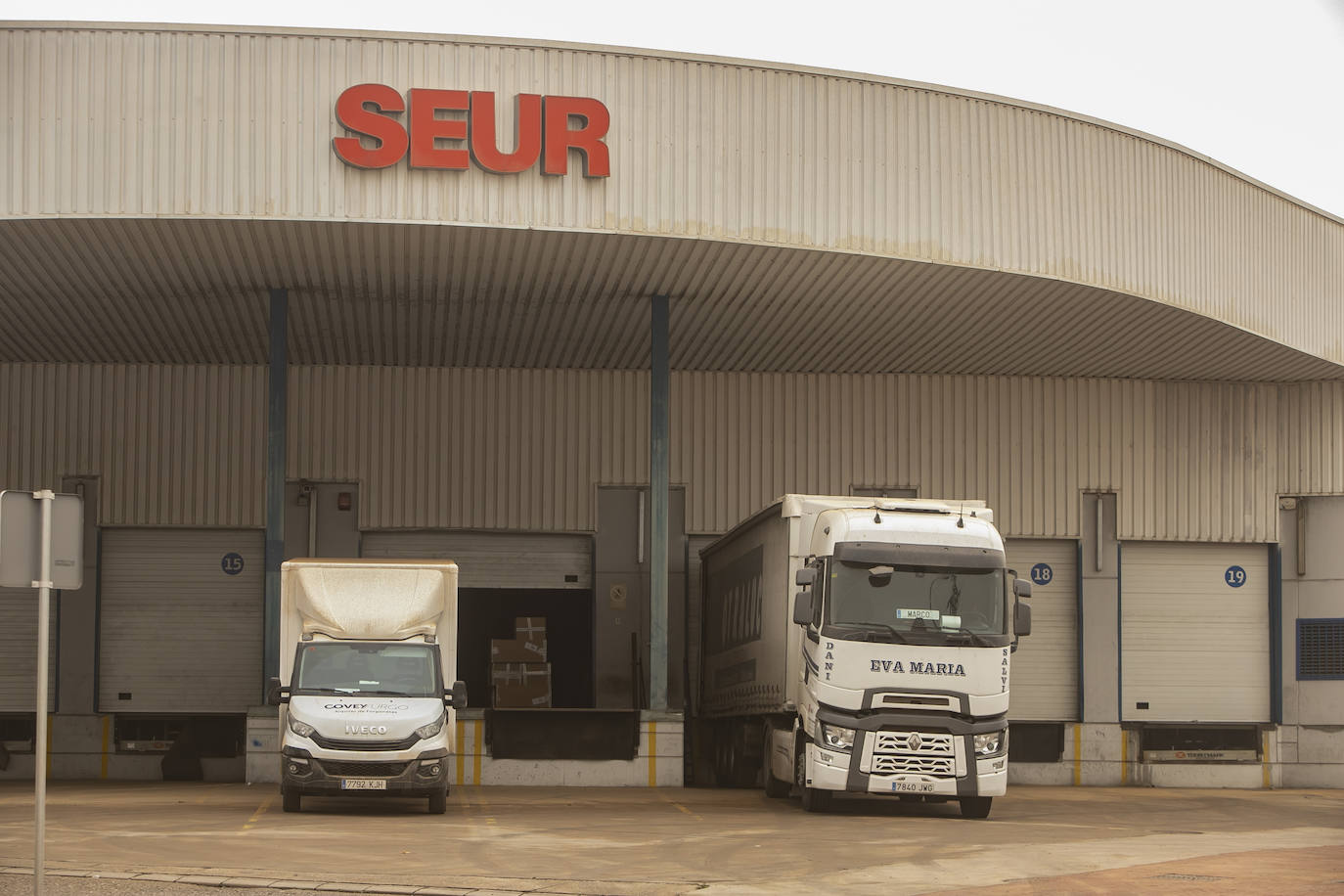 La huelga de transportes en Córdoba, en imágenes