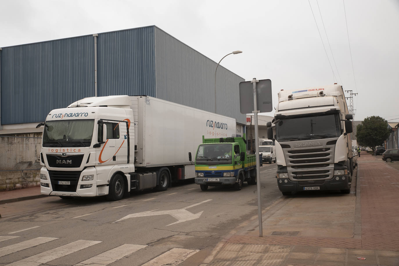 La huelga de transportes en Córdoba, en imágenes