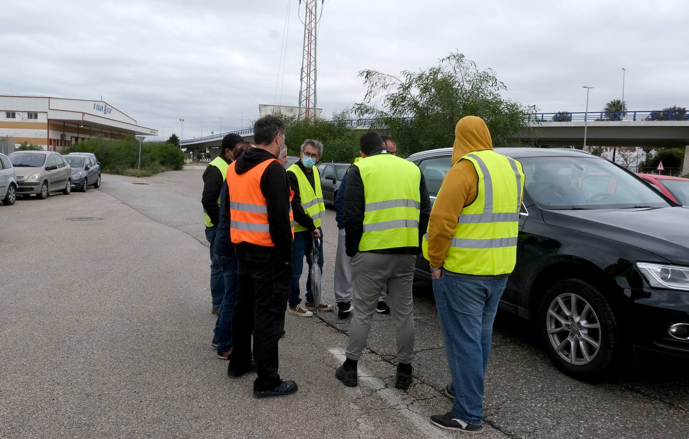 FOTOS: El tercer día de paro de los camioneros en Cádiz