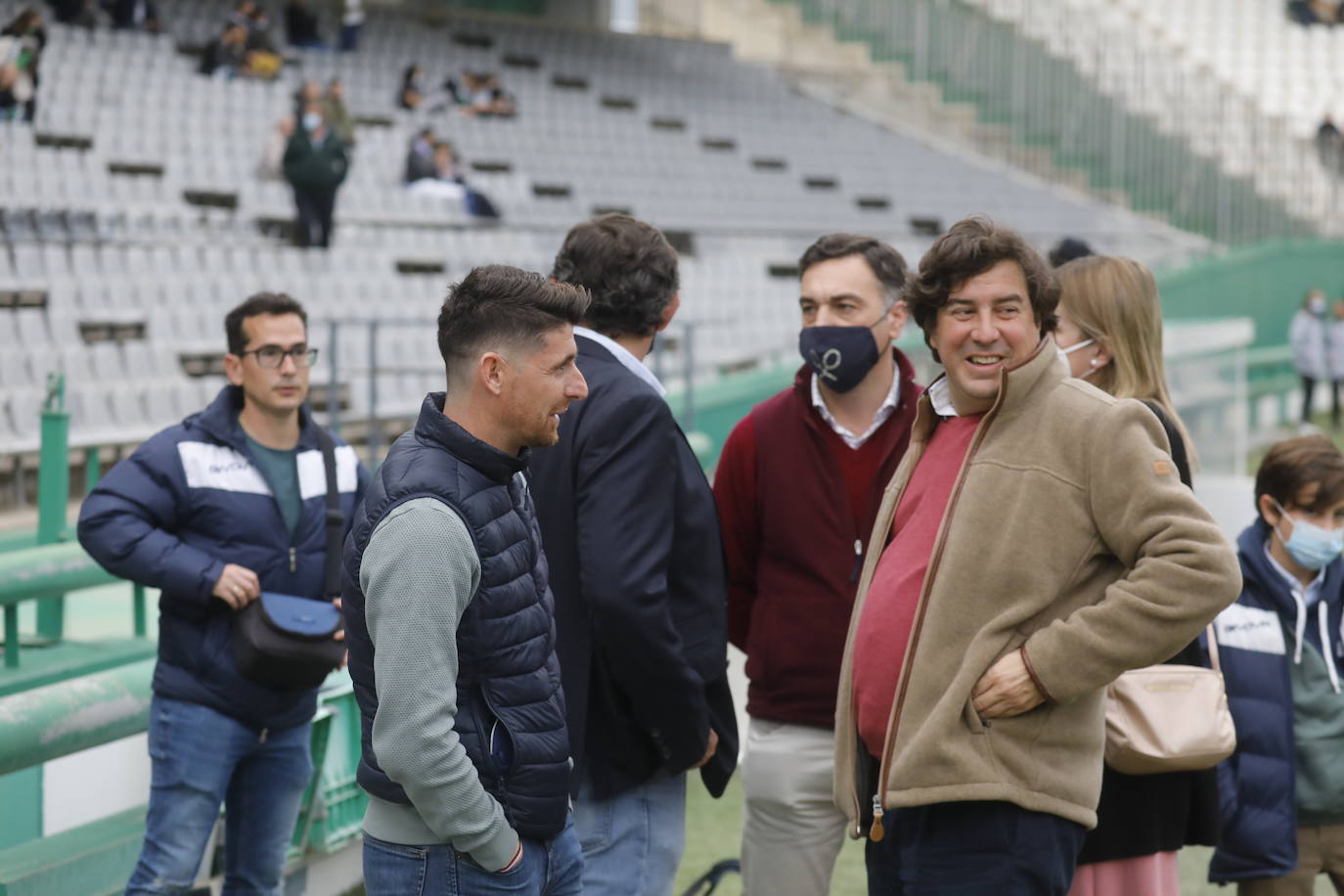 El ambiente en las gradas en el Córdoba CF - San Roque, en imágenes