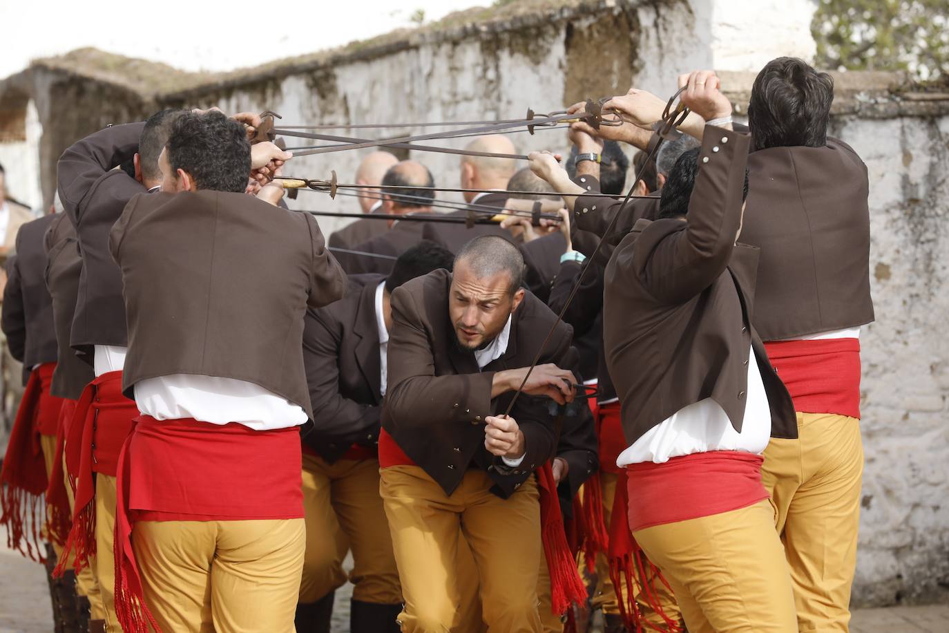 La Danza de las Espadas de Obejo, en imágenes