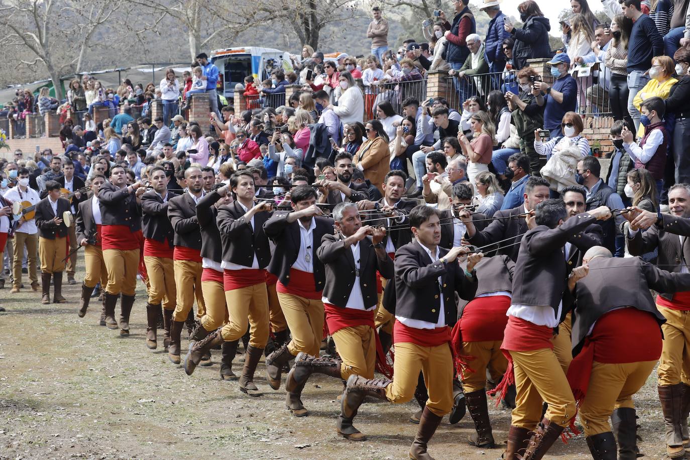 La Danza de las Espadas de Obejo, en imágenes