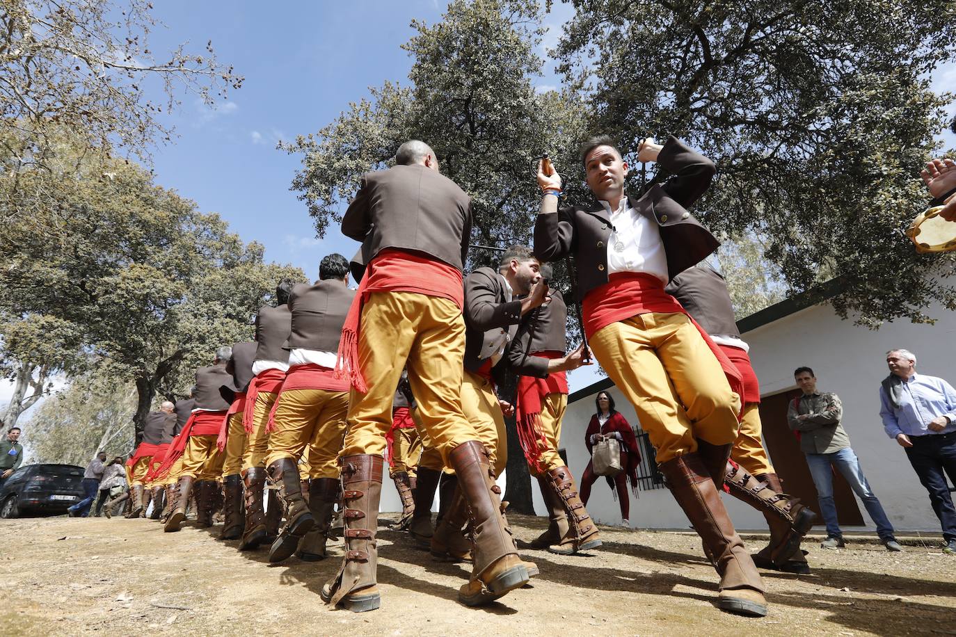 La Danza de las Espadas de Obejo, en imágenes