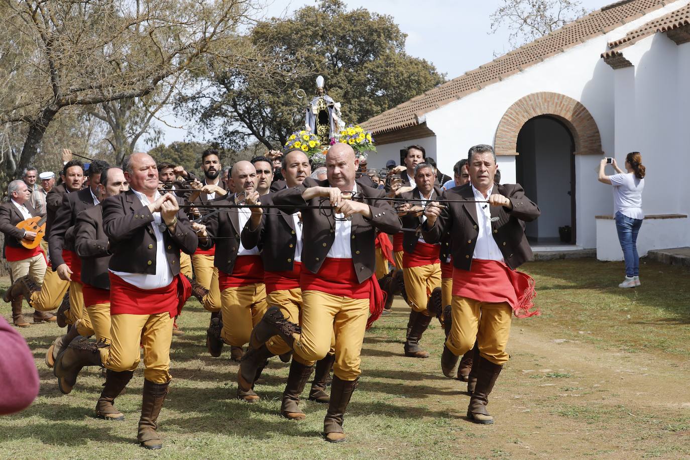 La Danza de las Espadas de Obejo, en imágenes