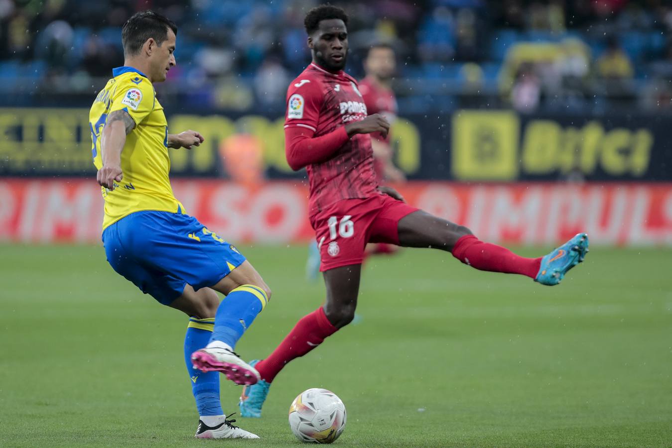 Fotos: Cádiz - Villarreal en el antiguo Carranza