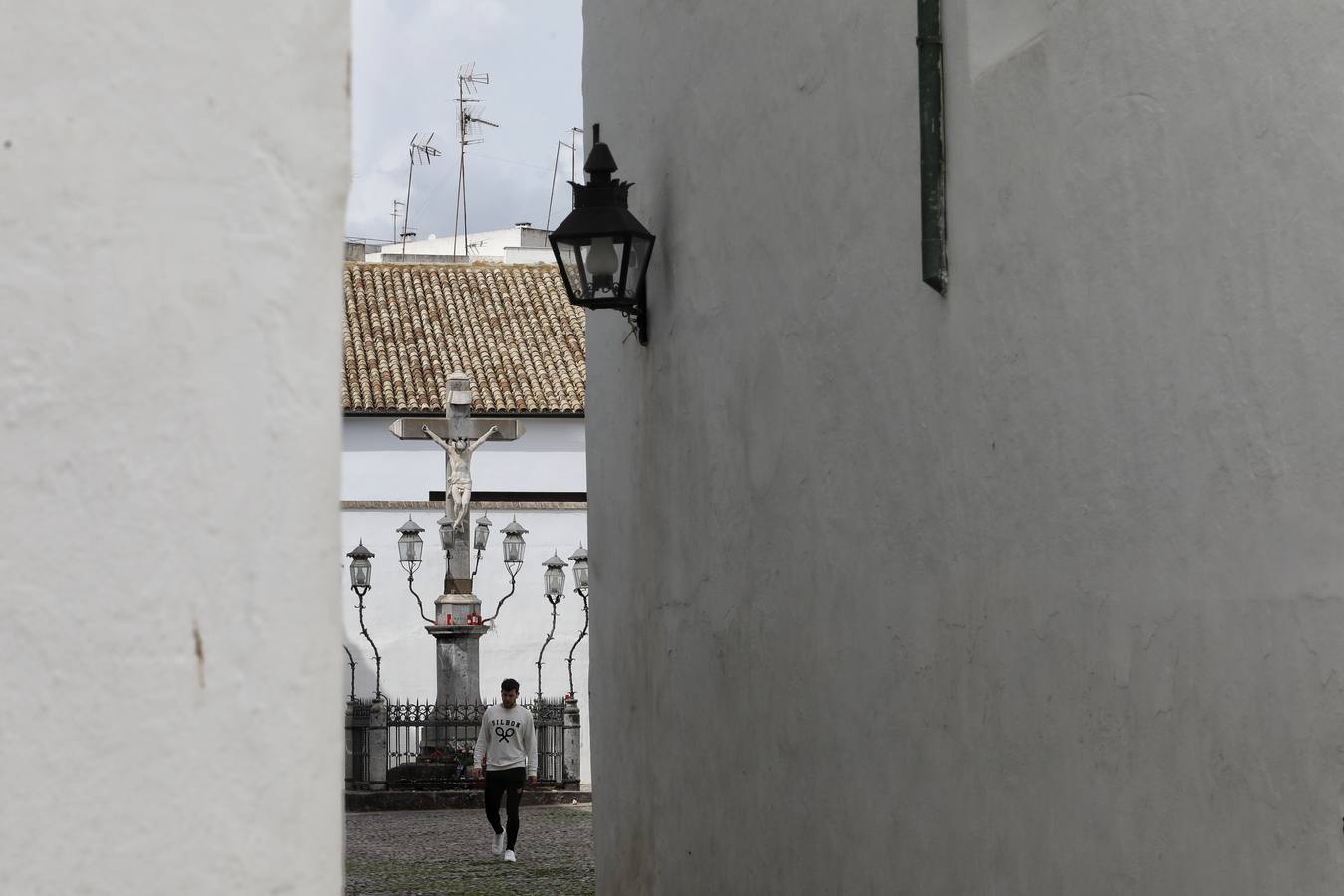 En imágenes, el aspecto de la plaza de Capuchinos de Córdoba sin cables