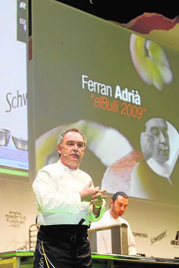 2009. Llega el neonaturalismo. En su sexta edición se habla de gastrobotánica y de conceptos inéditos como ‘gastronomía audiovisual’. Se homenajea a los chefs más influyentes de la década, como Adrià o Gagniere.