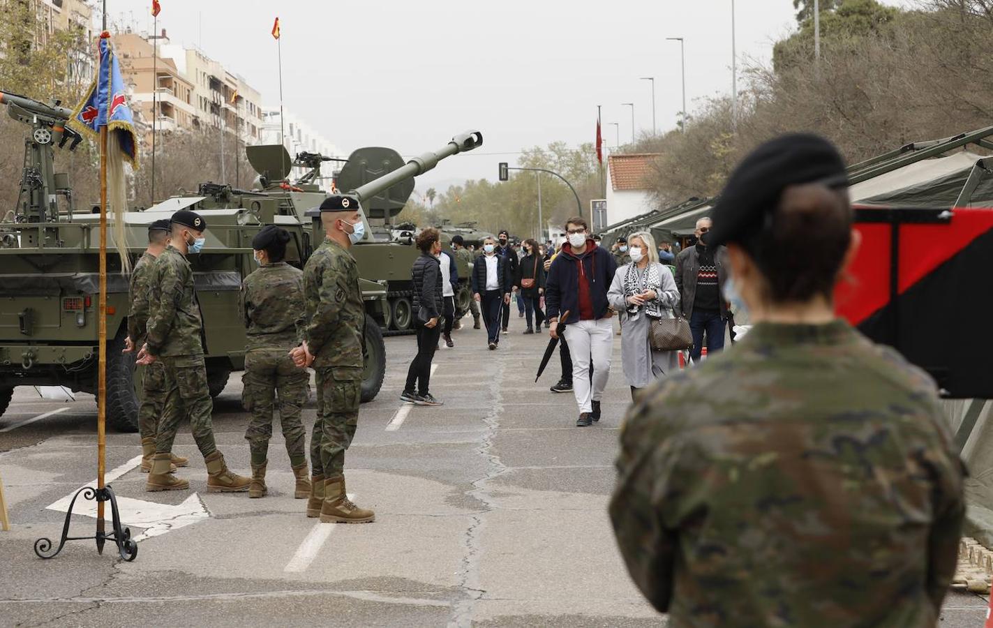 La espectacular exposición militar en Córdoba de las Unidades Acorazadas de la Bri X, en imágenes