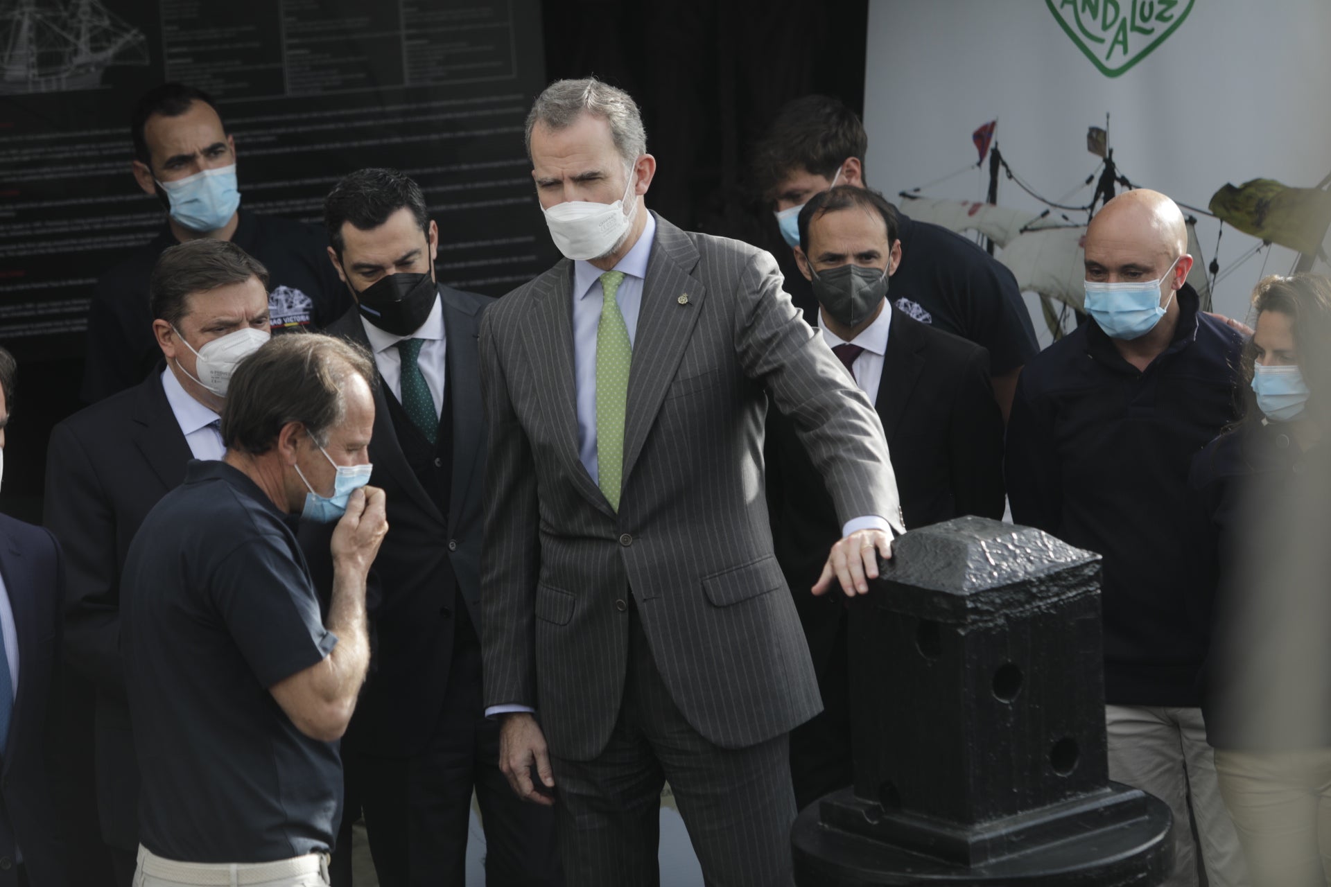 Fotos: Felipe VI en la Cofradía de Pescadores de Sanlúcar y la Nao Victoria