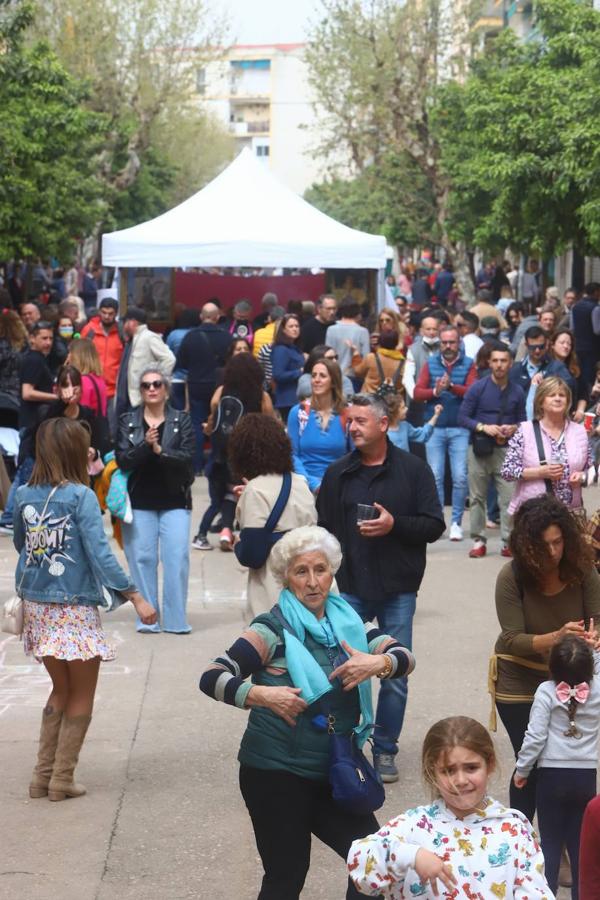 El gran ambiente de la &#039;Viñuela Shopping Hill&#039; de Córdoba, en imágenes