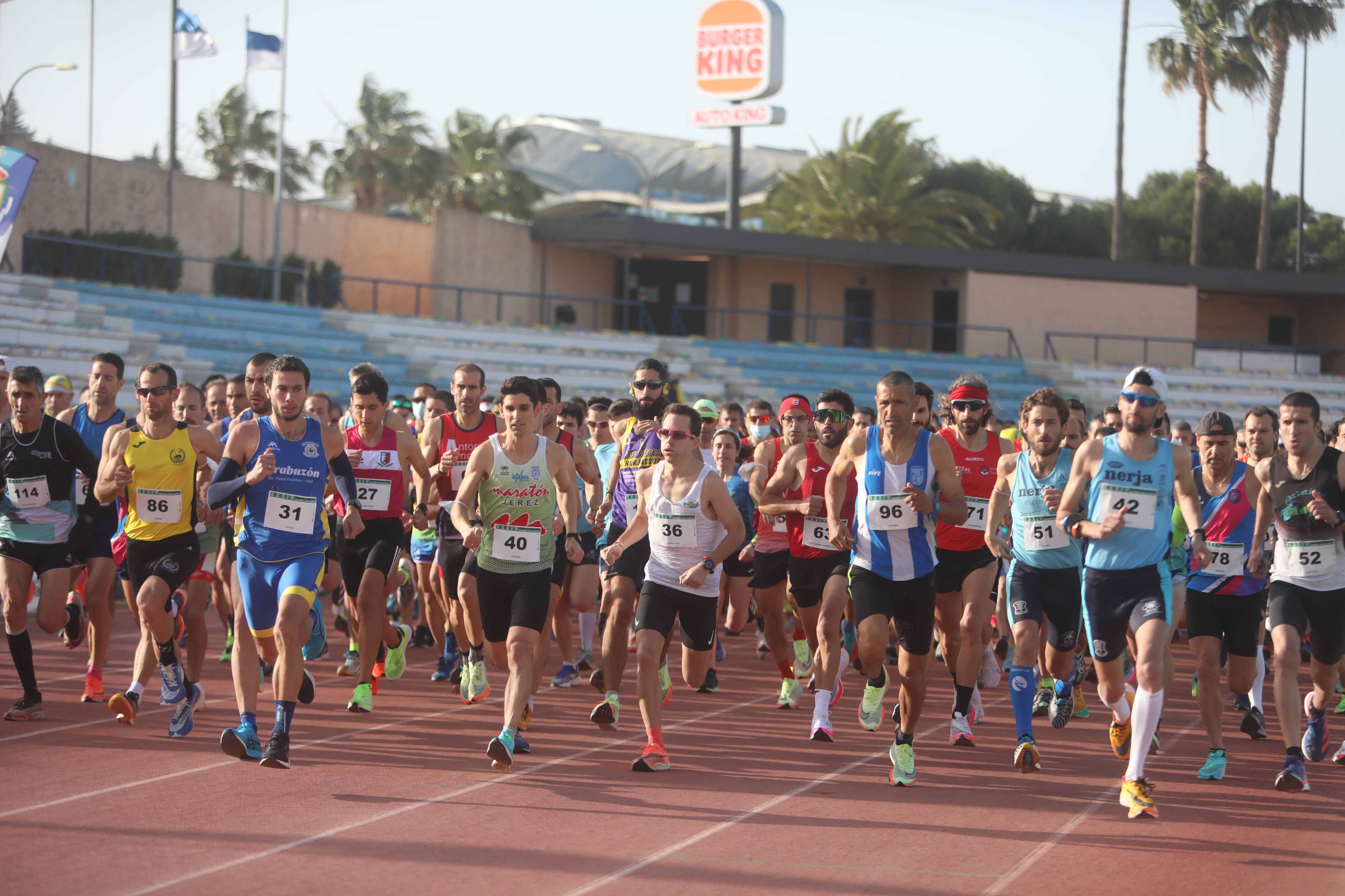 En imágenes: Vuelve la la Media Maratón Bahía de Cádiz