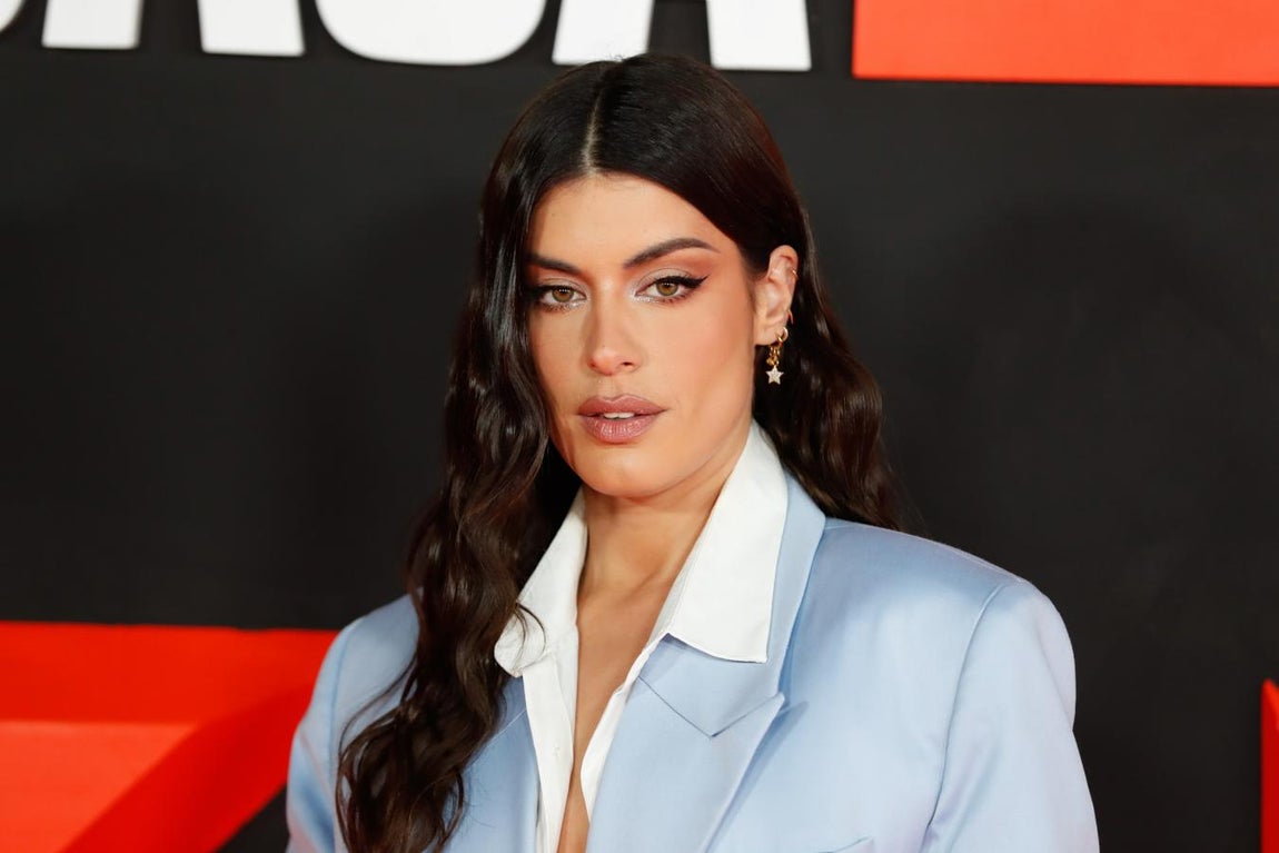 Dulceida (32 años). Fue a principios de julio de 2021 cuando Dulceida anunciaba su separación, tras casi cinco años de matrimonio y siete juntas, de Alba Paul Ferrer. Aunque en un principio eran muchos los seguidores de las 'influencers' que pensaban que la pareja, que durante su relación había mostrado tanto amor en redes sociales, volvería a estar junta pero la realidad parece ser otra y ambas han cerrado toda posibilidad a una reconciliación.Desde entonces, a Dulceida tan solo le han relacionado en una ocasión con la cantante Ana Legazpi, aunque ella lo negó con rotundidad.