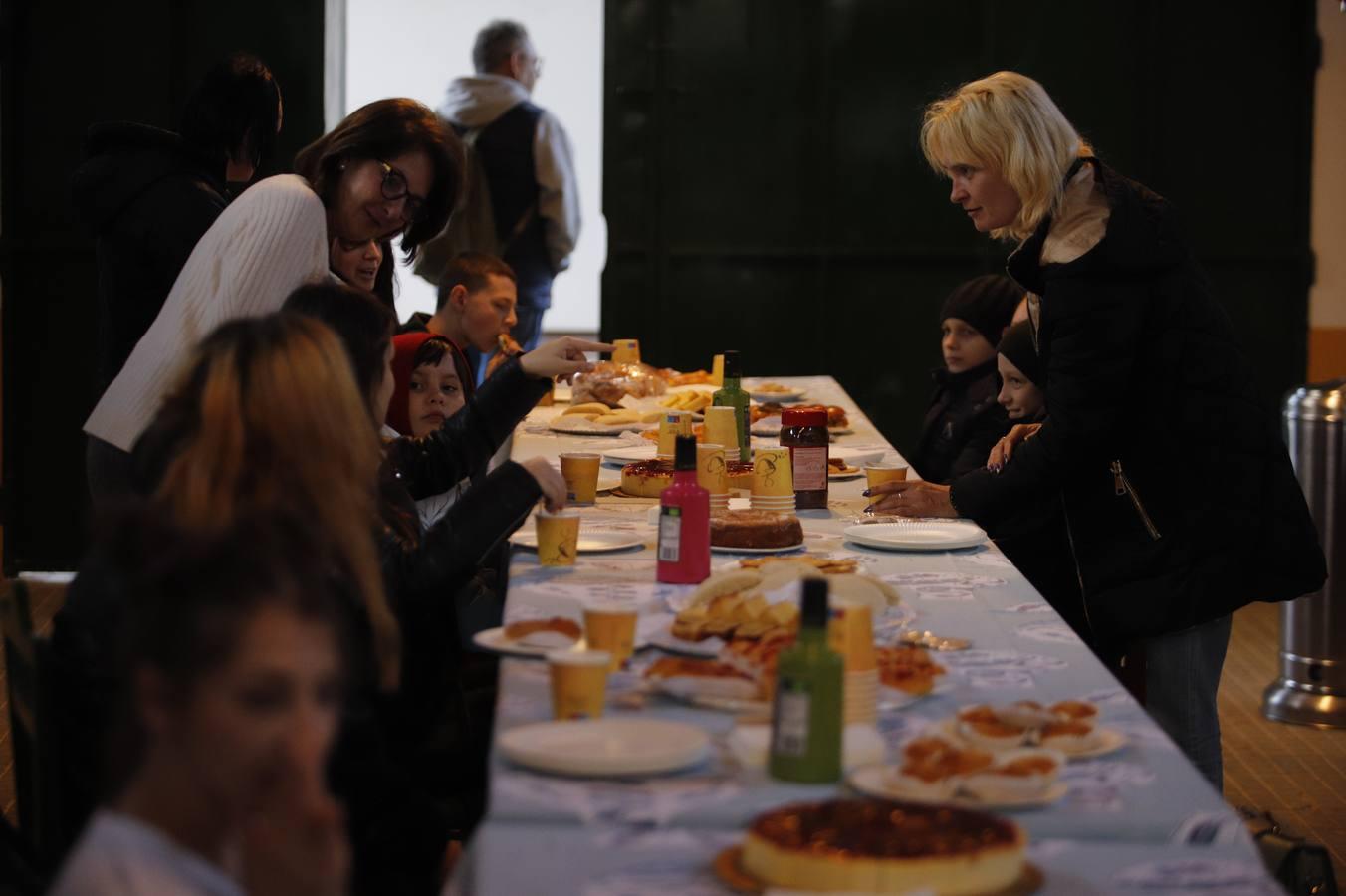 La llegada de refugiados de Ucrania a Córdoba, en imágenes