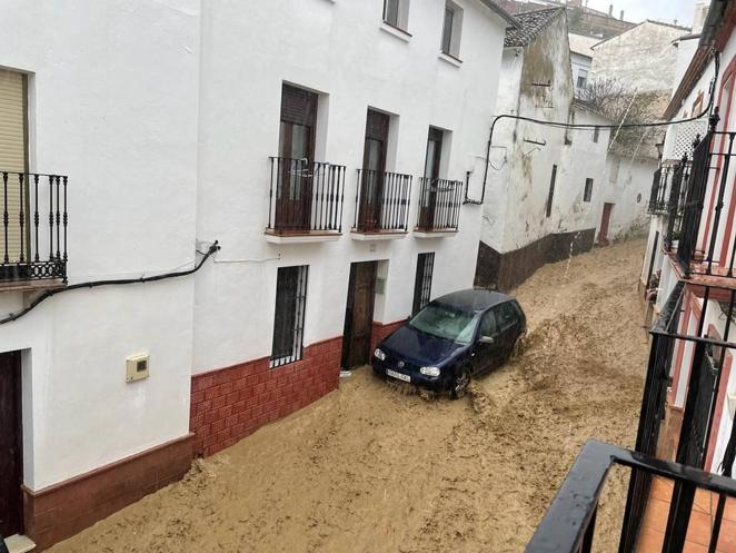 Fotos: Setenil de las Bodegas, inundada tras una tromba de agua