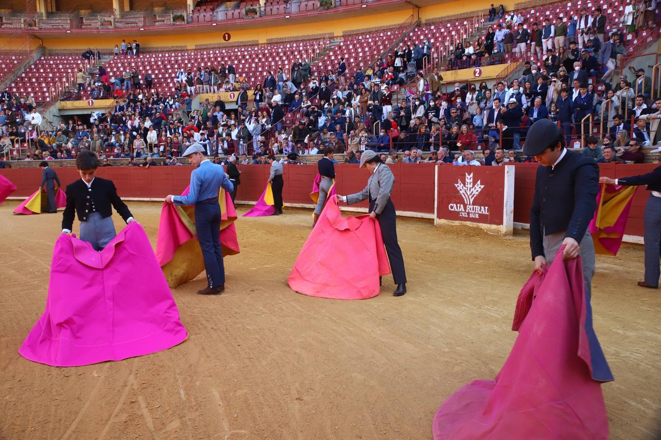 En imágenes, los nuevos valores en la becerrada del Círculo Taurino de Córdoba