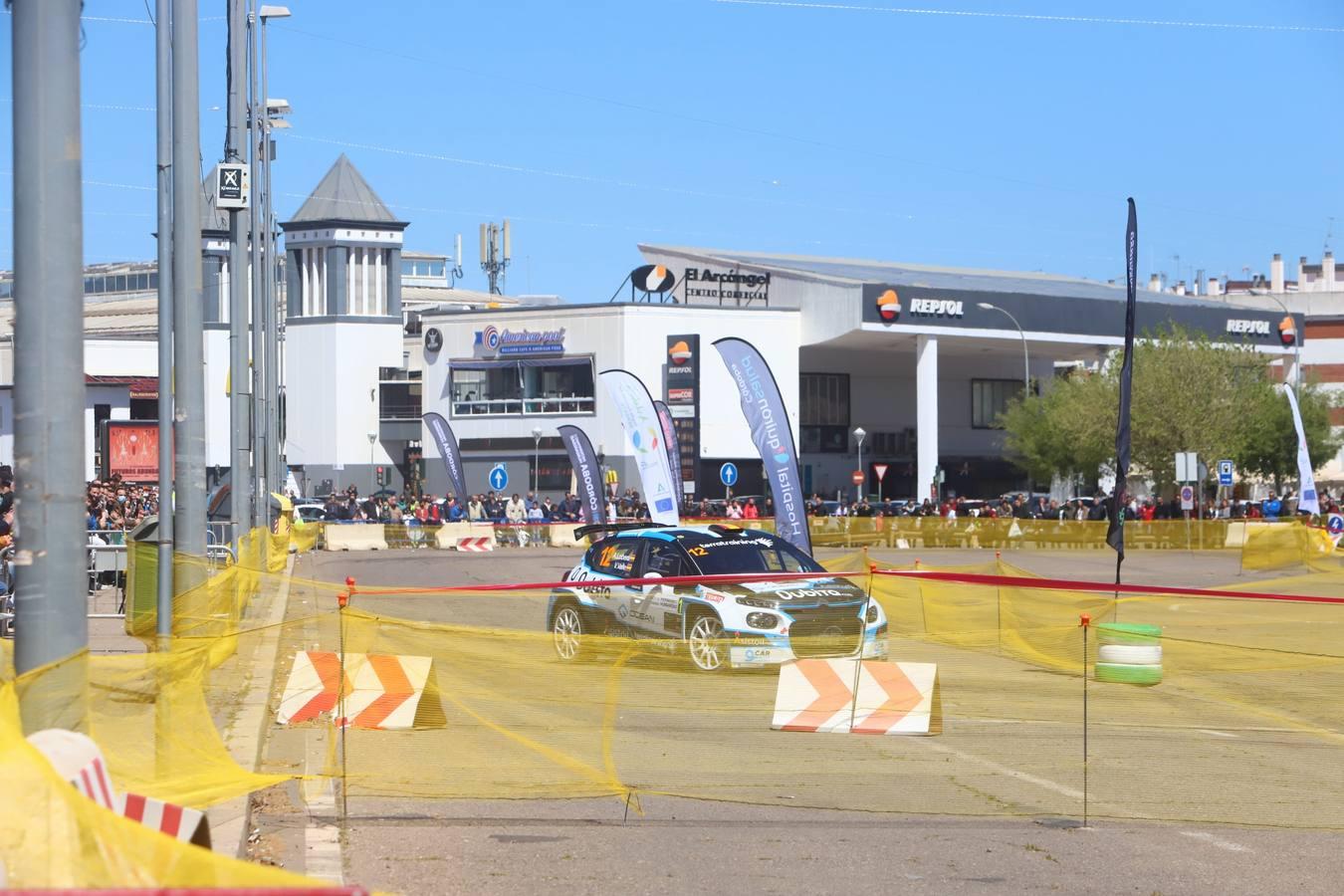 El espectacular tramo urbano del Rallye Sierra Morena 2022 por Córdoba, en imágenes