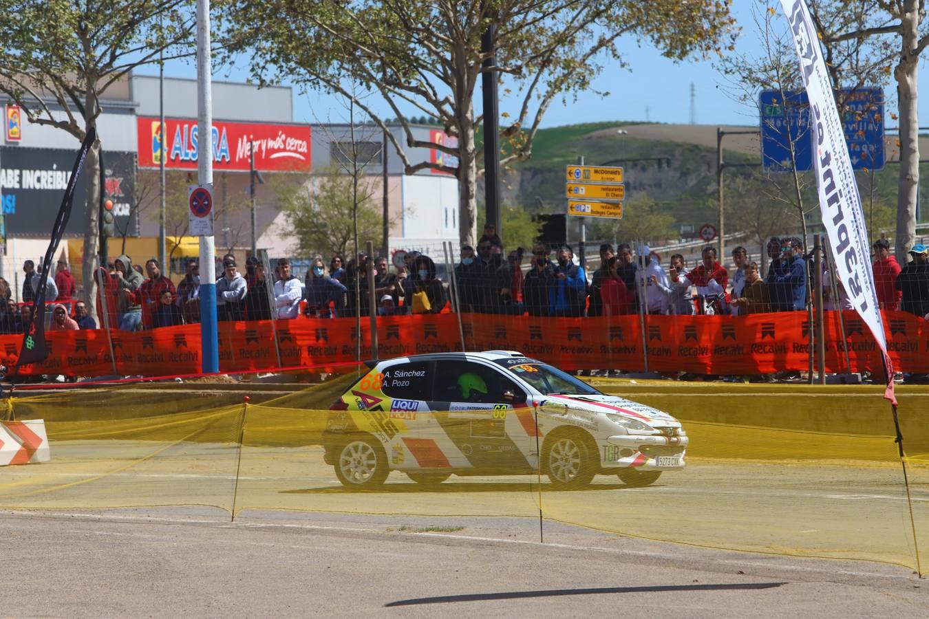 El espectacular tramo urbano del Rallye Sierra Morena 2022 por Córdoba, en imágenes