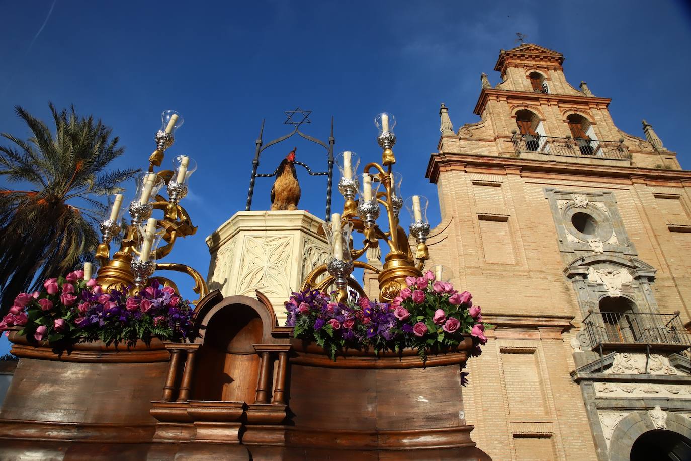 La procesión de Jesús de la Bondad en Córdoba, en imágenes