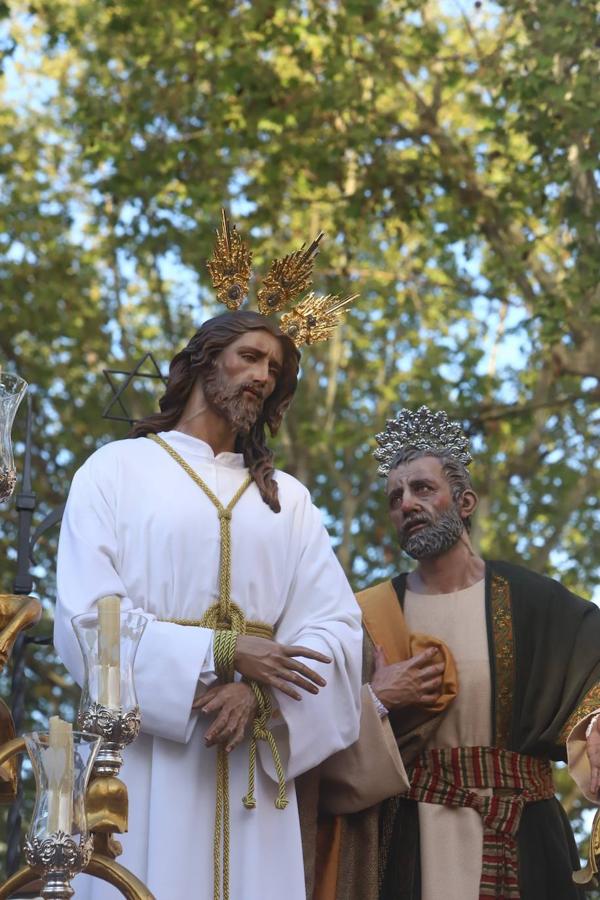 La procesión de Jesús de la Bondad en Córdoba, en imágenes