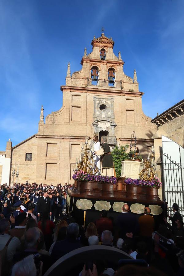 La procesión de Jesús de la Bondad en Córdoba, en imágenes