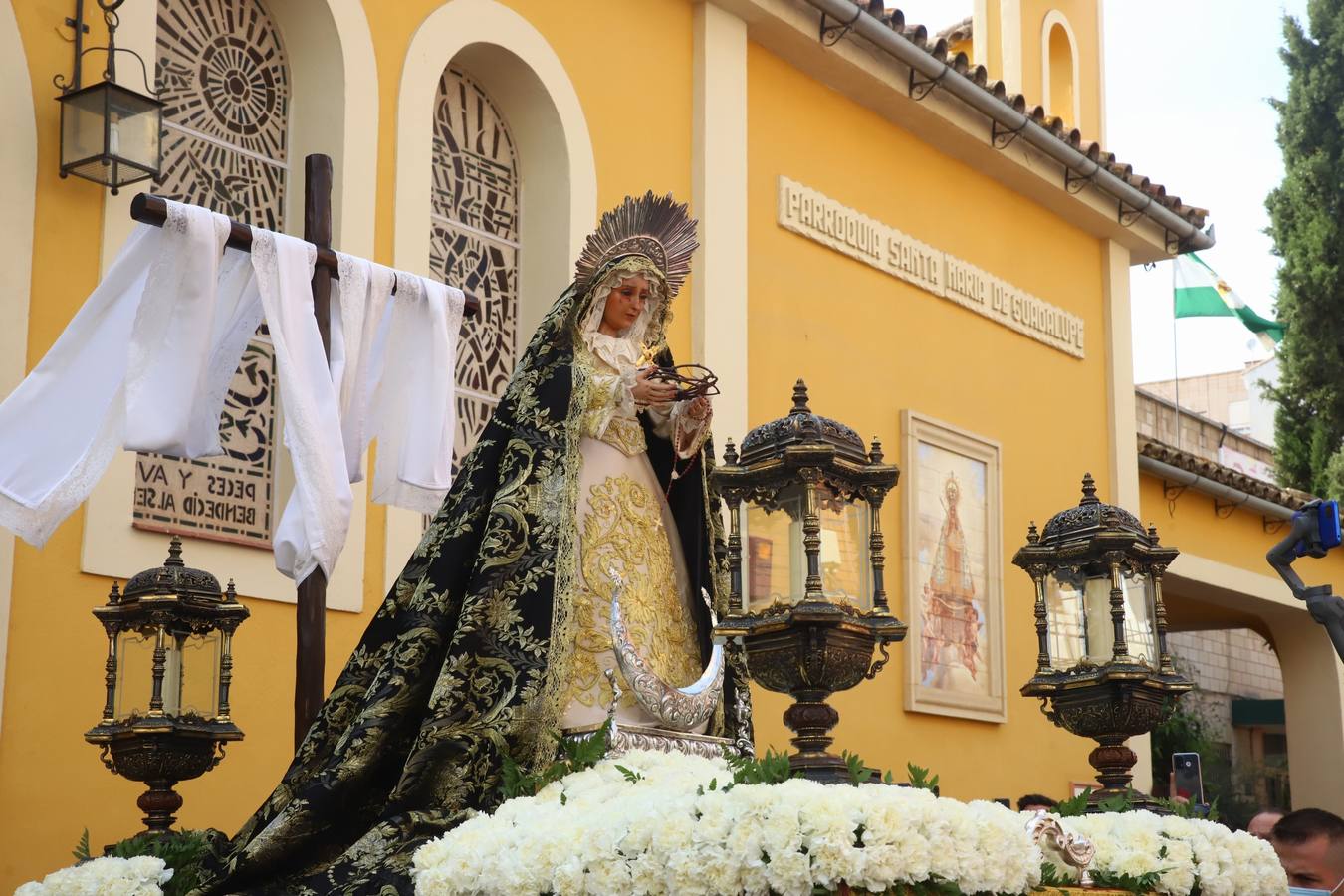 La Semana Santa Infantil del colegio Santa María de Guadalupe de Córdoba, en imágenes