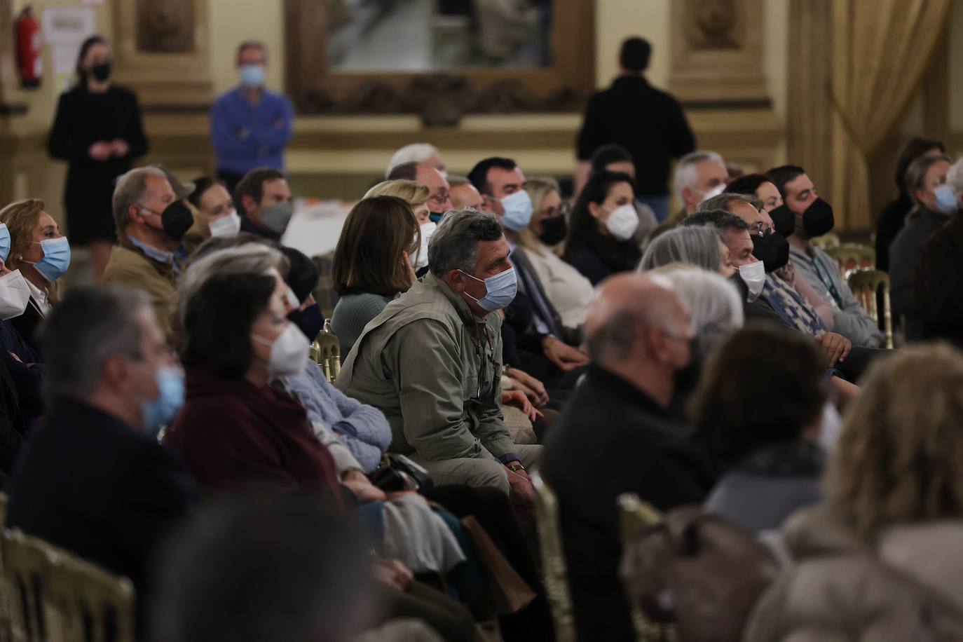 La presencia de Paloma Sánchez-Garnica en el Foro Cultural de ABC Córdoba, en imágenes