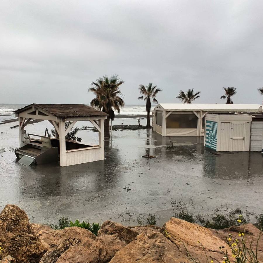 En imágenes, el destrozo de las playas de Málaga tras el último temporal