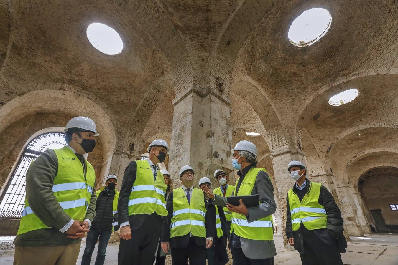 Visita del ministro de Cultura a la Fábrica de Artillería de Sevilla