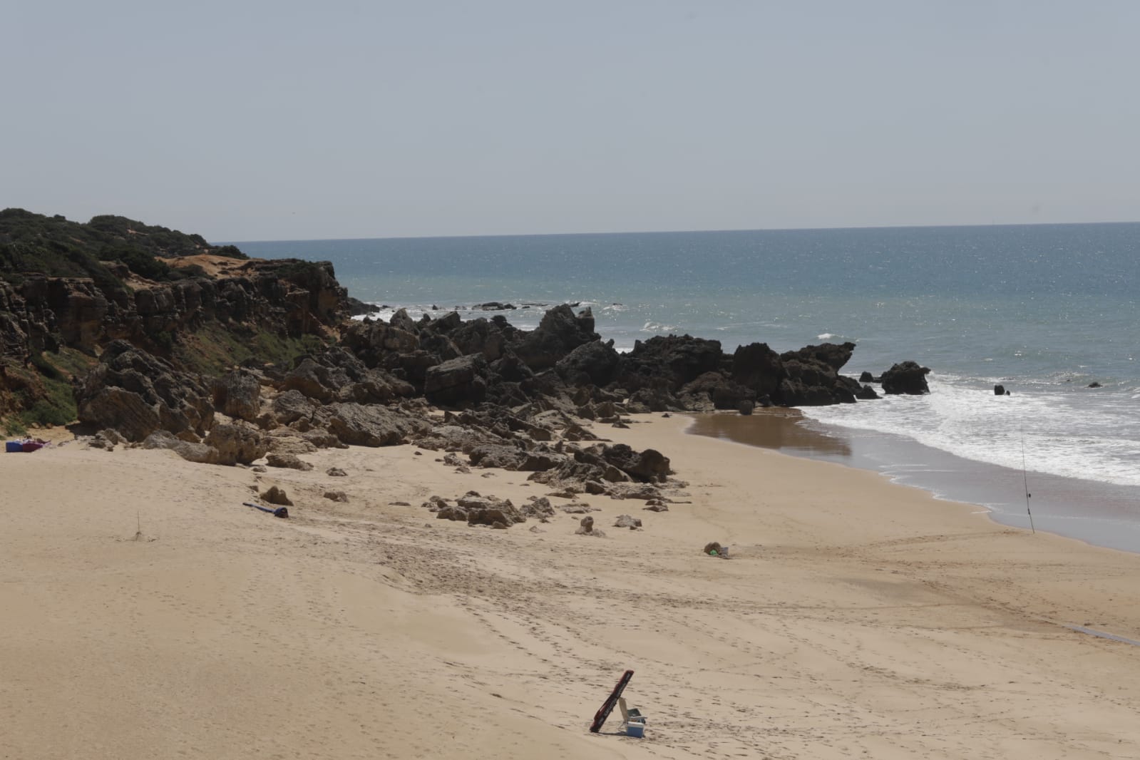 En imágenes: Así está la playa de Roche de cara a la Semana Santa