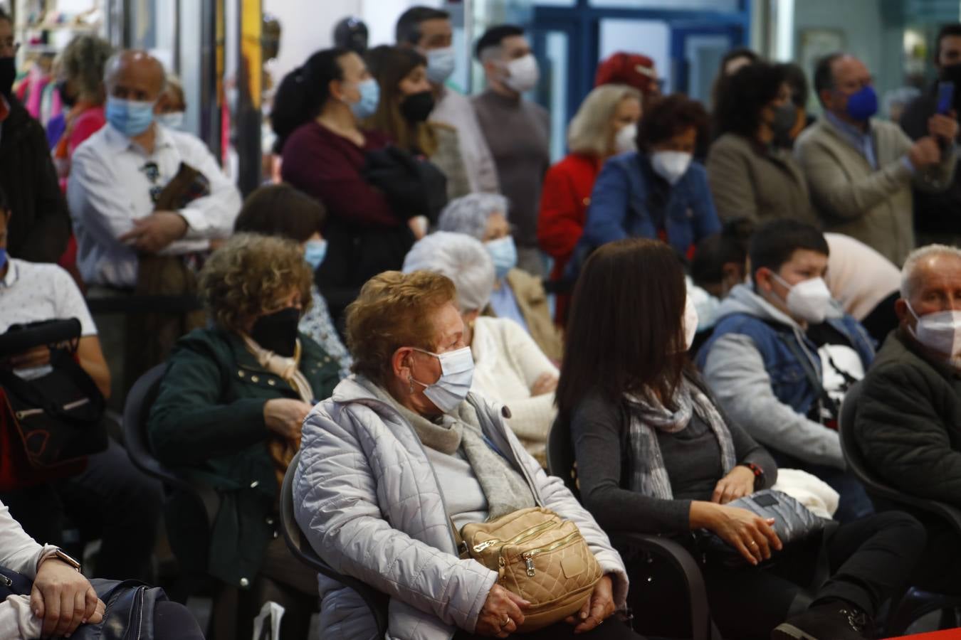 La moda primavera y verano llegan al Centro Comercial Zoco Córdoba, en imágenes