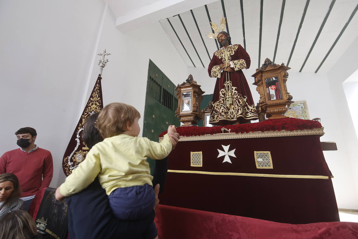 El tradicional Viernes de Dolores en Córdoba, en imágenes