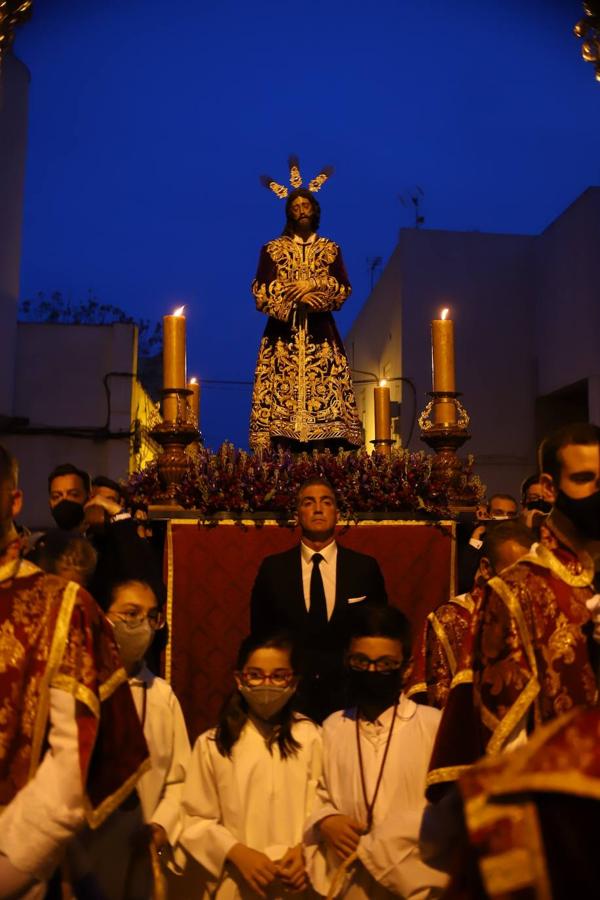 Los vía crucis de la Providencia y la Redención en Córdoba, en imágenes