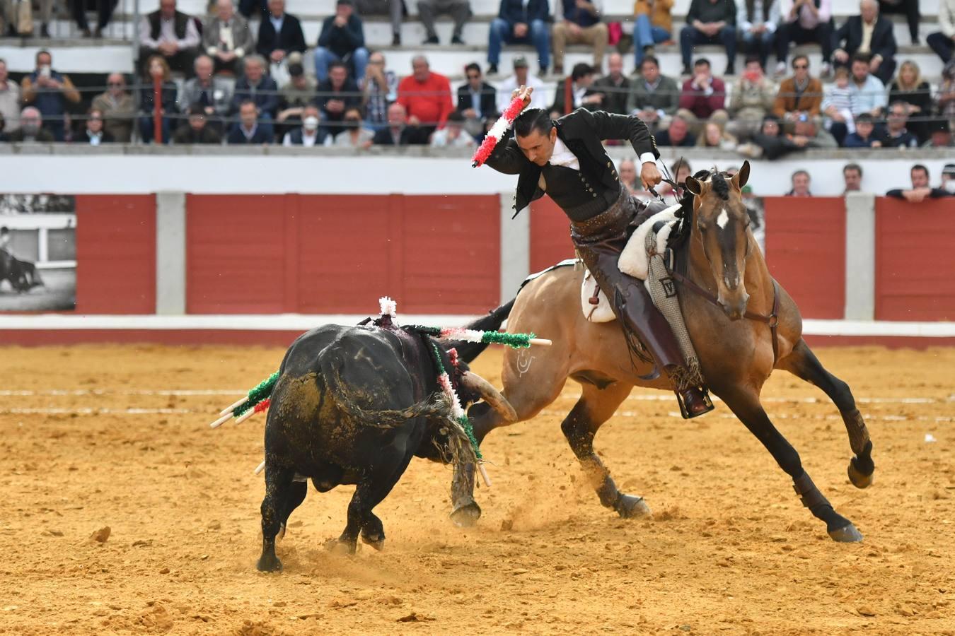 La corrida de Ventura, Ortega y Roca Rey en Pozoblanco, en imágenes