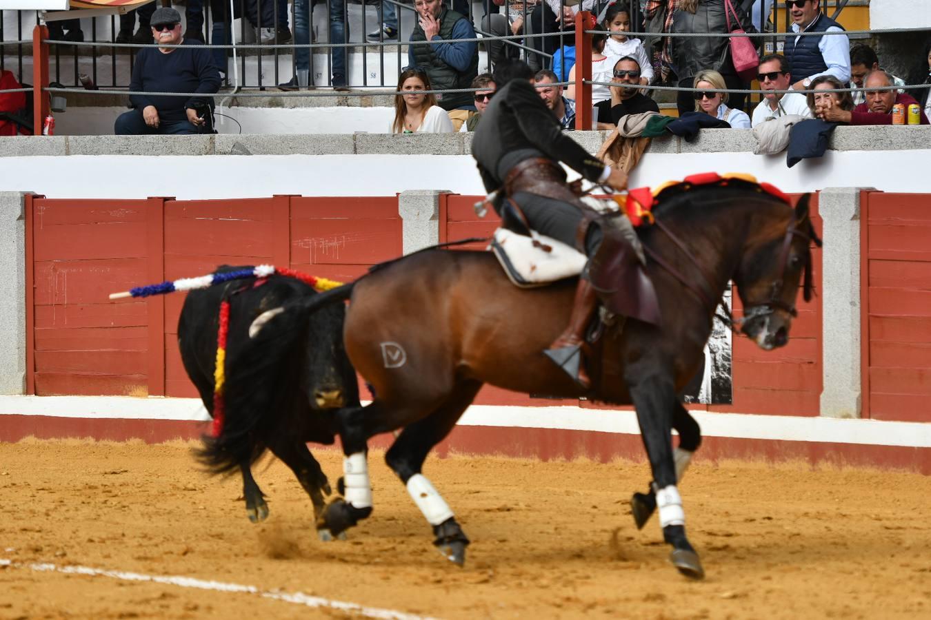 La corrida de Ventura, Ortega y Roca Rey en Pozoblanco, en imágenes