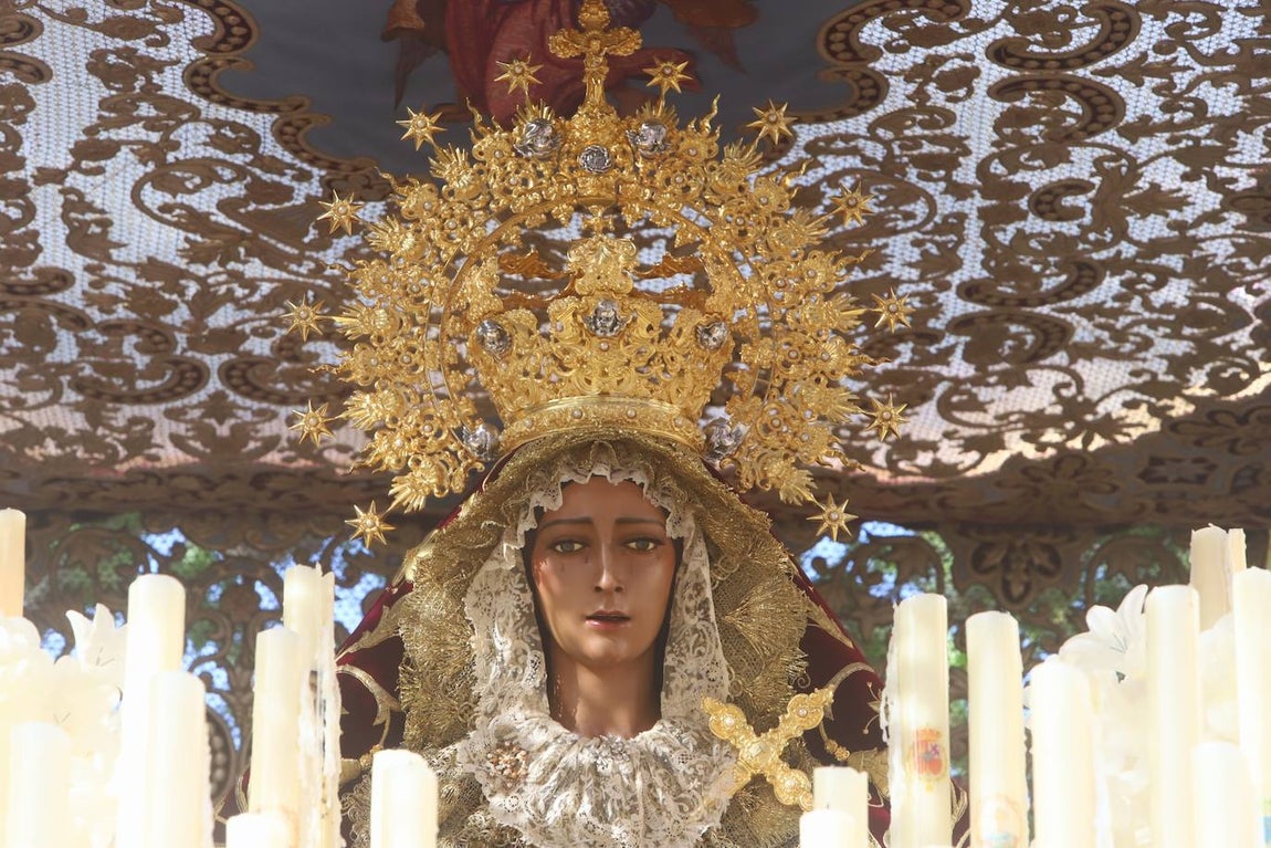 El Amor, en su emotivo desfile del Domingo de Ramos en Córdoba