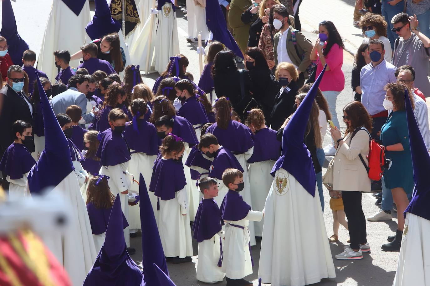 El imágenes, el Rescatado reparte su gracia el Domingo de Ramos en Córdoba