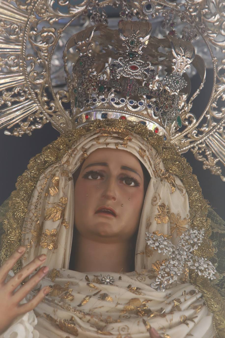 El imágenes, el Rescatado reparte su gracia el Domingo de Ramos en Córdoba