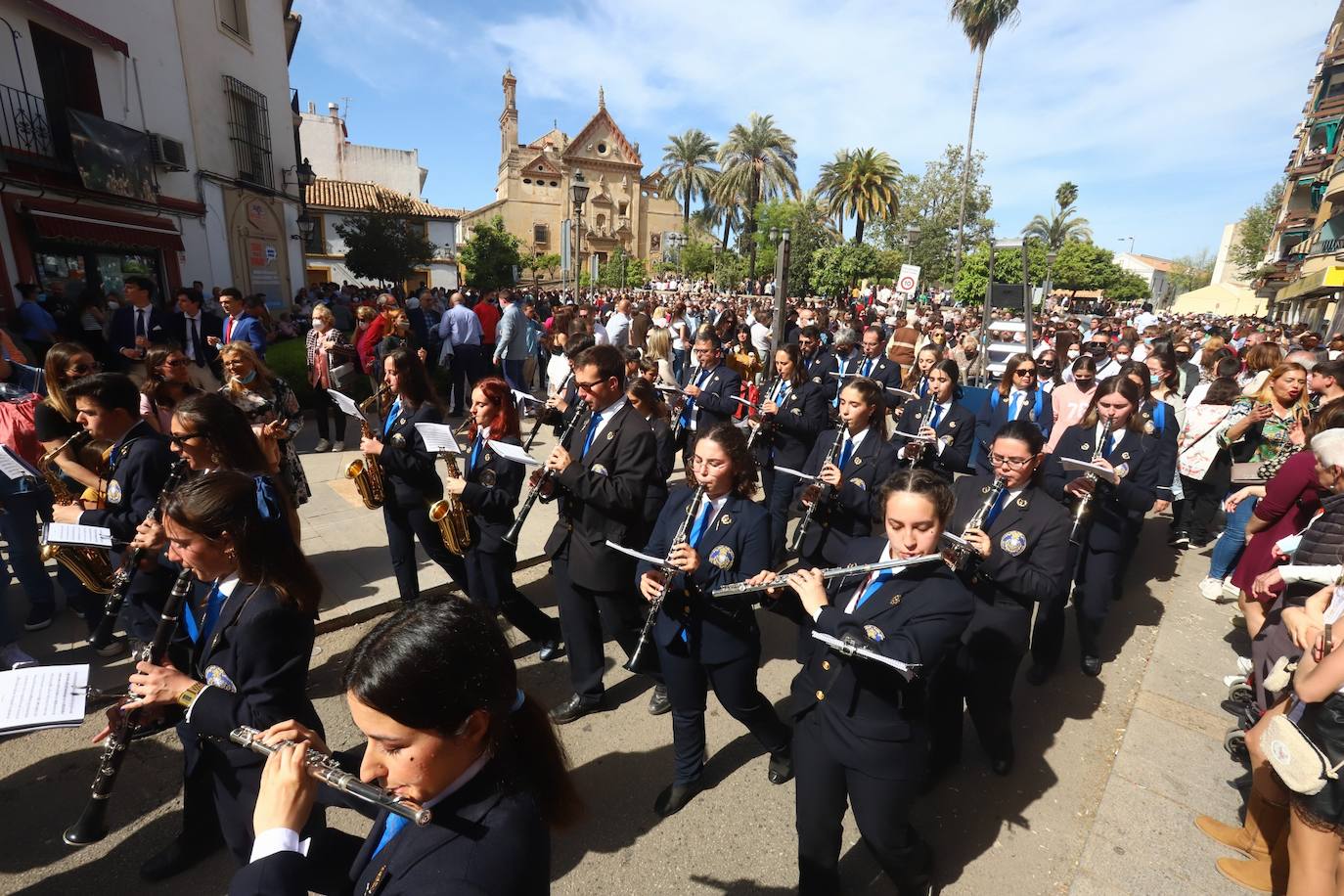 El imágenes, el Rescatado reparte su gracia el Domingo de Ramos en Córdoba