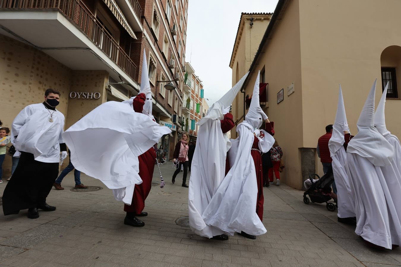 Lunes Santo | Tristeza en San Nicolás, la lluvia impide la salida de la Sentencia