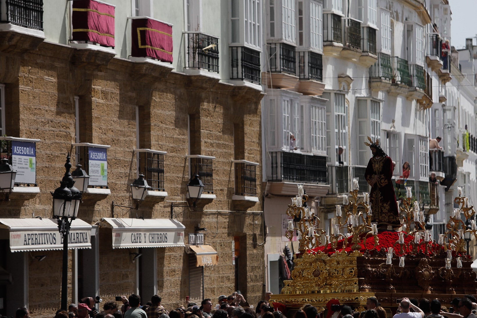 En imágenes: Así ha sido el Domingo de Ramos en Cádiz