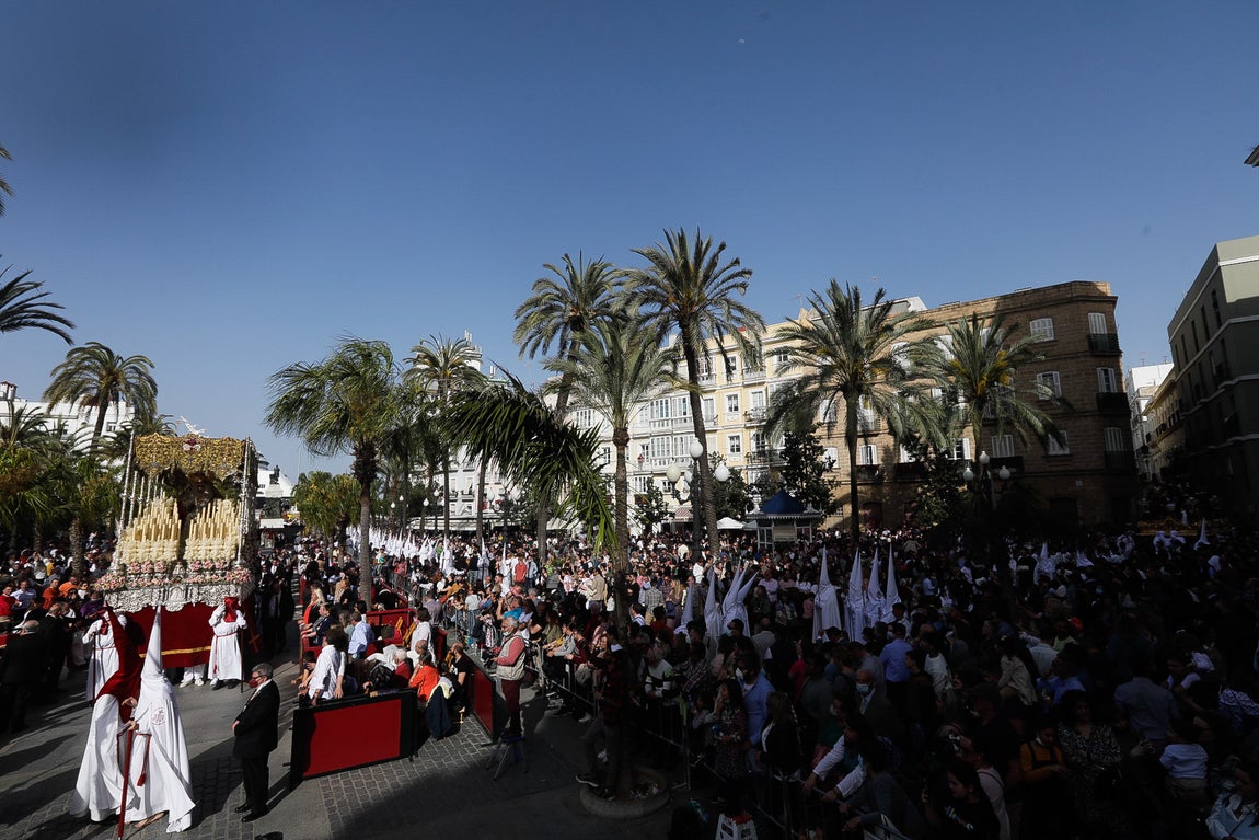 En imágenes: Así ha sido el Domingo de Ramos en Cádiz