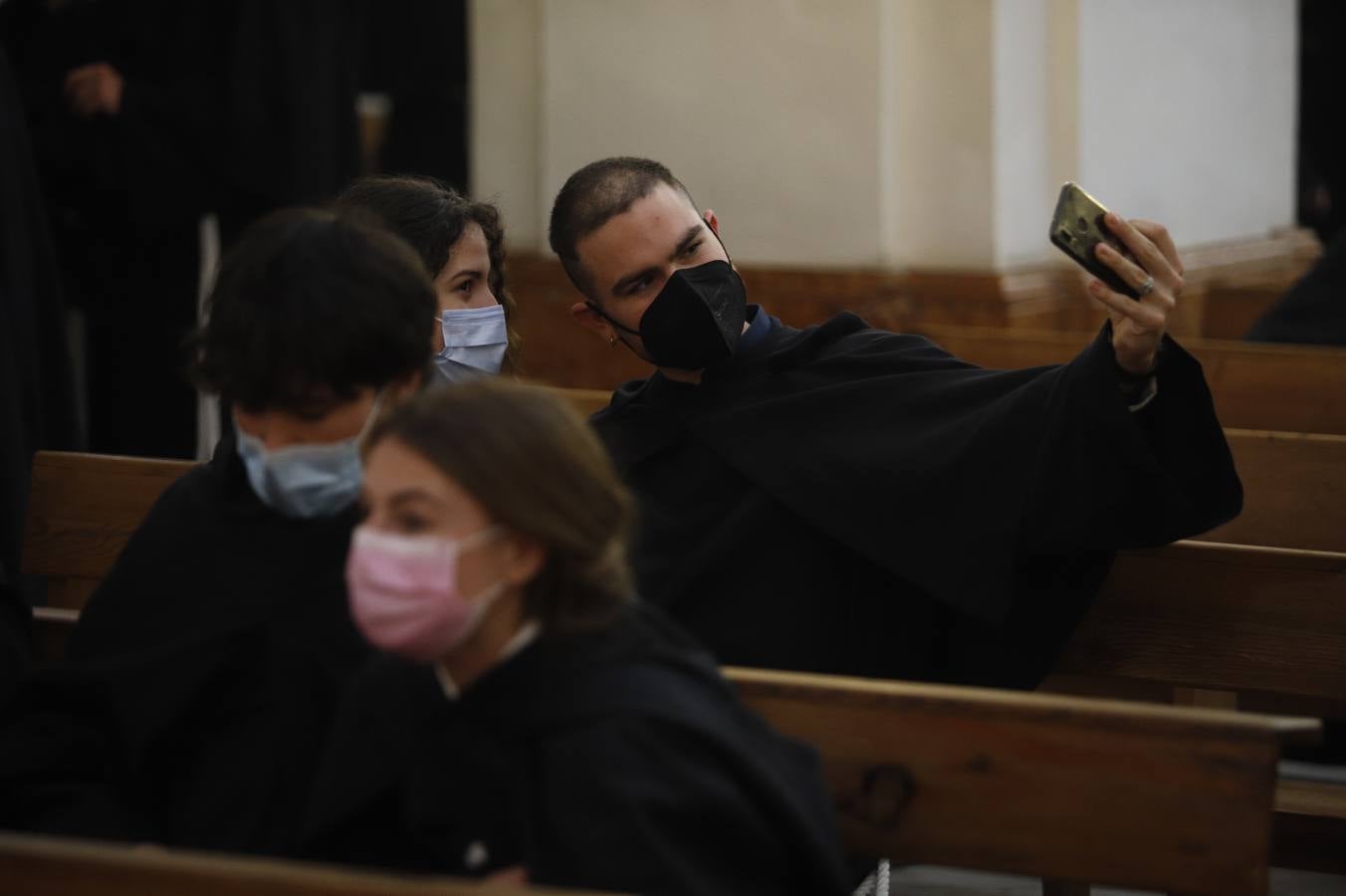 En imágenes, la tarde más amarga sin la imagen del Cristo de la Universitaria por Córdoba