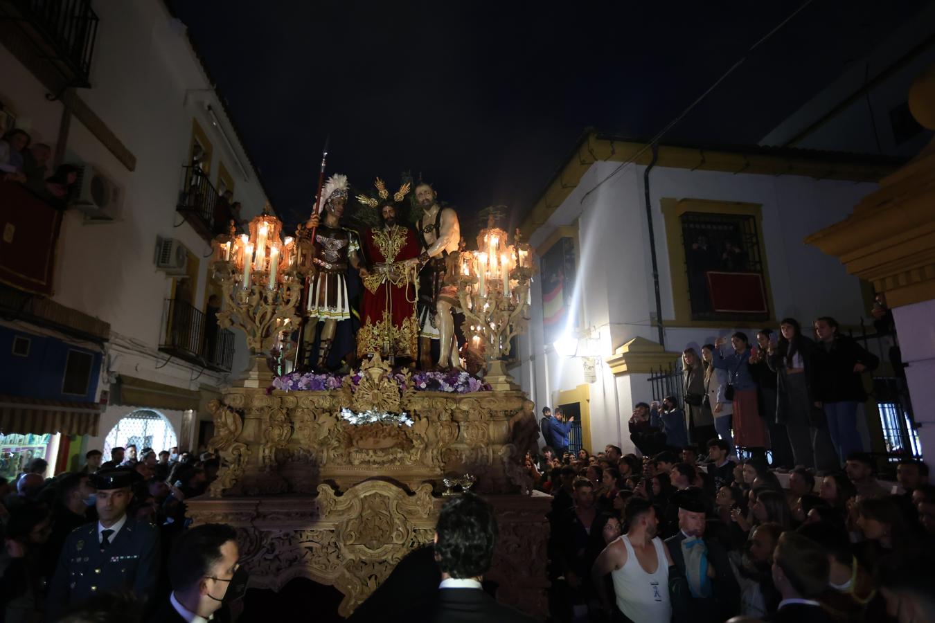 La devota vuelta del Prendimiento a María Auxiliadora de Córdoba, en imágenes