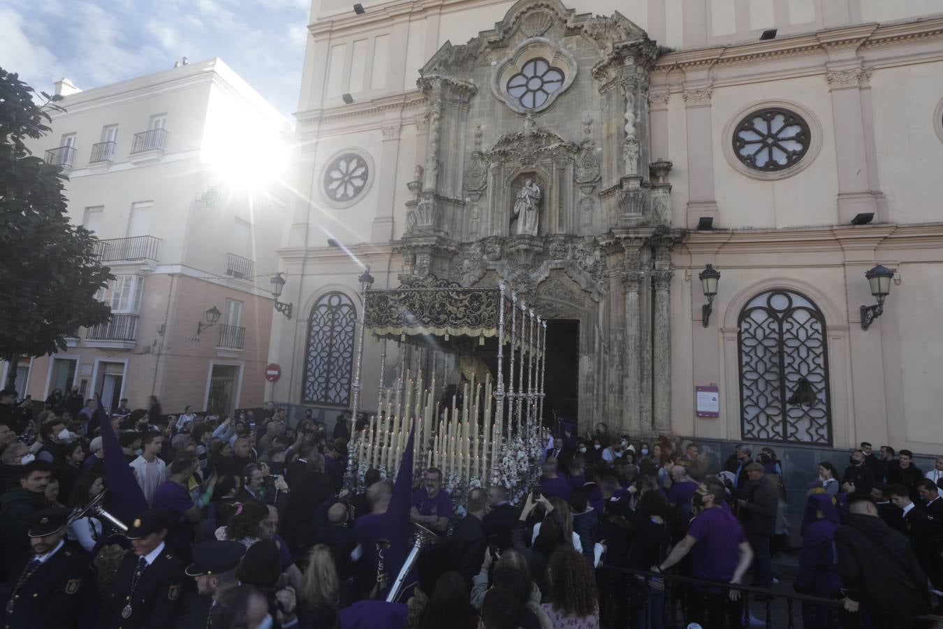 Fotos: Columna, el Martes Santo en Cádiz