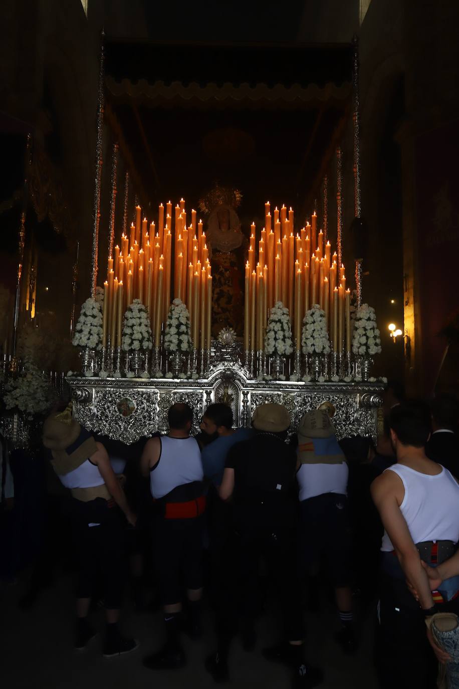 Miércoles Santo | La bella salida del Calvario de Córdoba, en imágenes